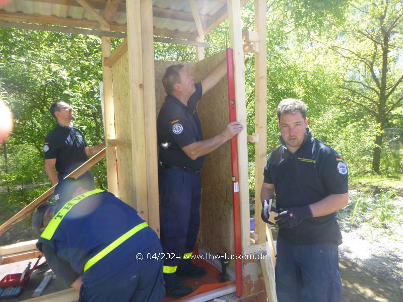 Verkleidung der Dusche