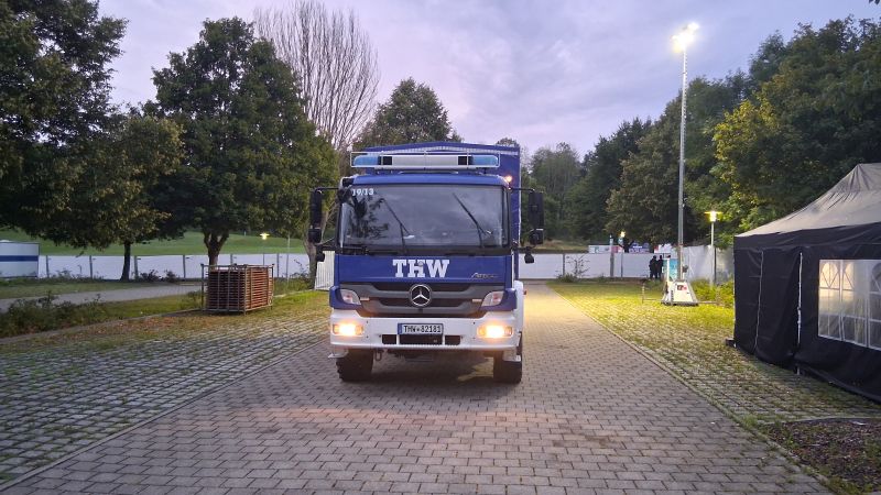 Fernmeldekraftwagen als Zugfahrzeug f&uuml;r den Einsatzleitanh&auml;nger (ELA)