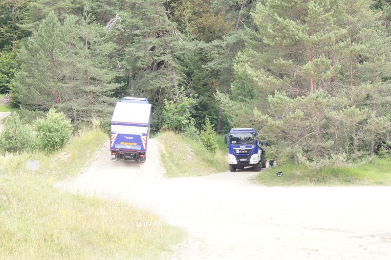 Blick auf drei unterschiedliche Ausbildungsstationen