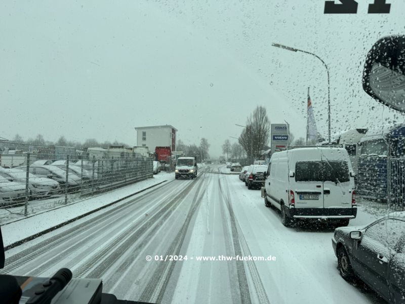 Rückfahrt auf schneeglatten Fahrbahnen