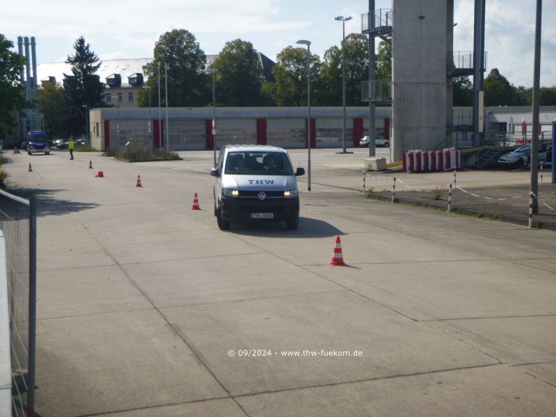 Kennenlernen der Einsatzfahrzeuge - Slalom