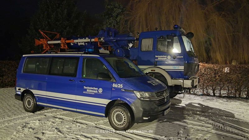 &Uuml;berf&uuml;hrung des Mastkraftwagen (MastKW) nach Wunstorf