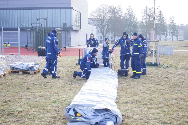 Aufbau der PRZ 33 Zelte